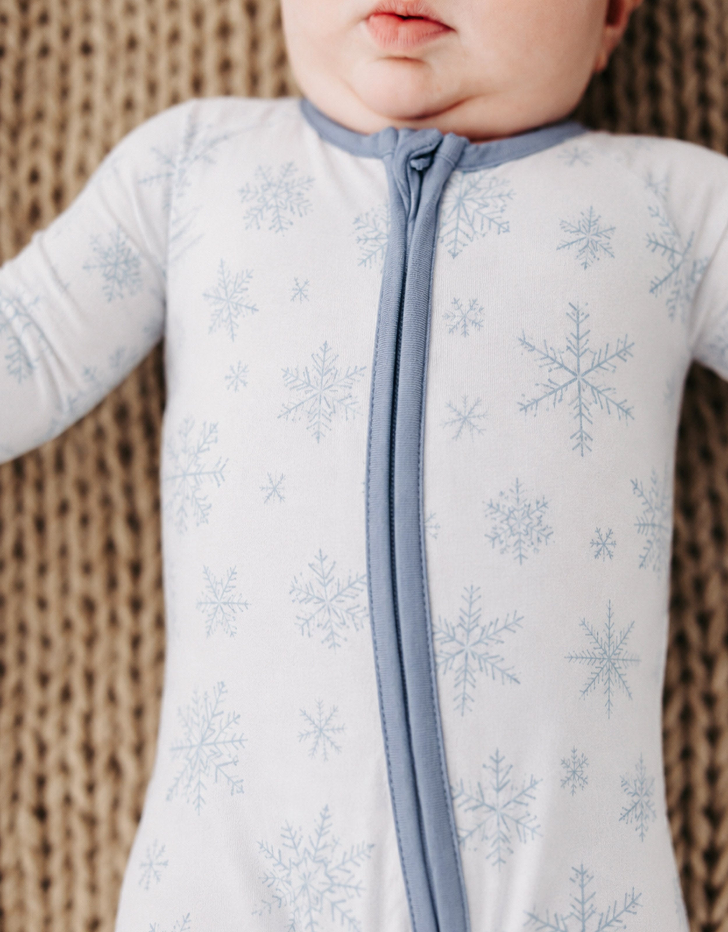 Snowflakes Infant Convertible Sleeper