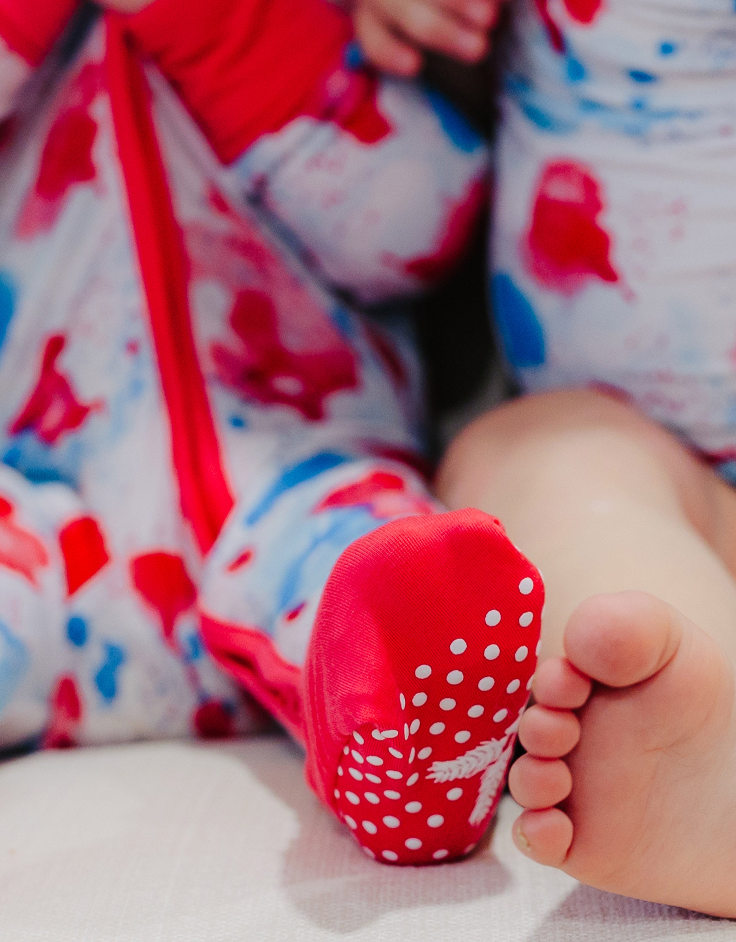 American Splatter Infant Convertible Sleeper